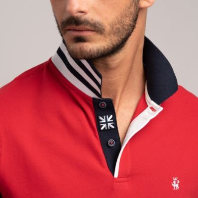 Polo uomo manica corta tinta unita realizzata in cotone piquet stretch